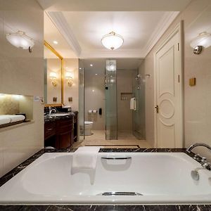 Deluxe Twin Room Non-Smoking